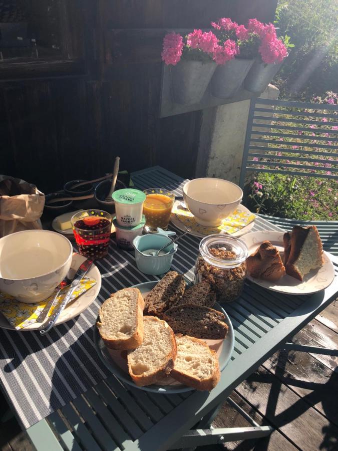 Le Pika Bed & Breakfast Hauteluce Bagian luar foto